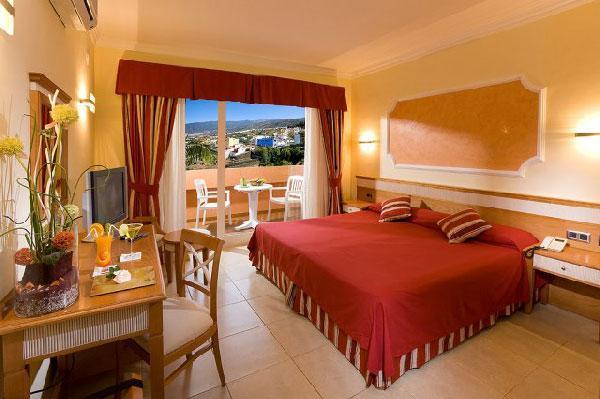Hotel Spa Tierra De Oro Лос Реалехос Стая снимка
